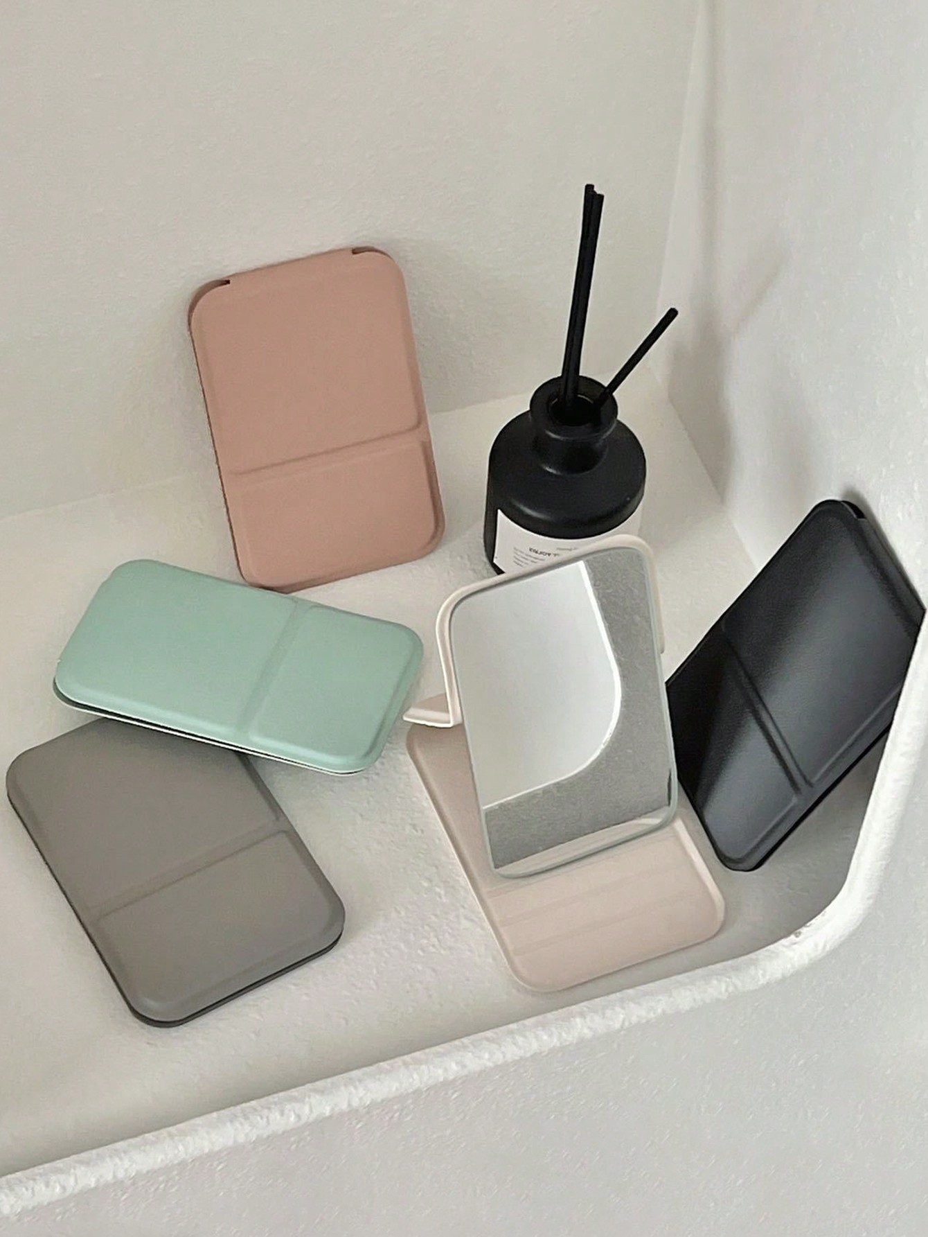 Portable Folding Mini Makeup M - огляд і ціна Laptops